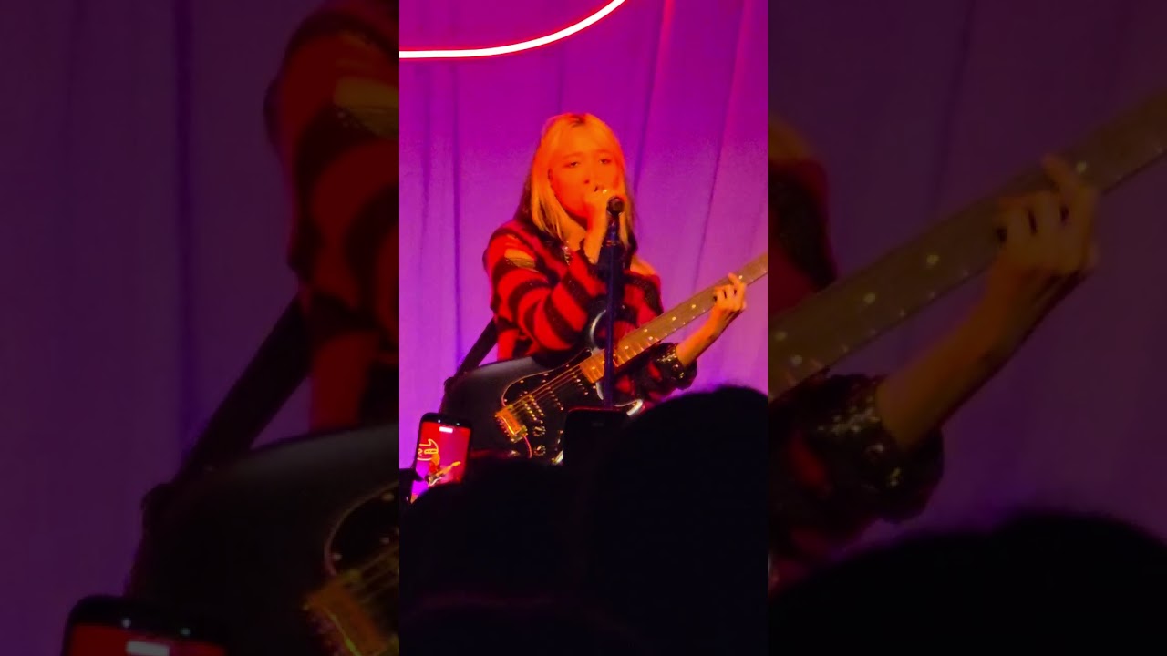 Hannah Bahng - Pomegranate - TLA - Philadelphia Pennsylvania 11-1-2025