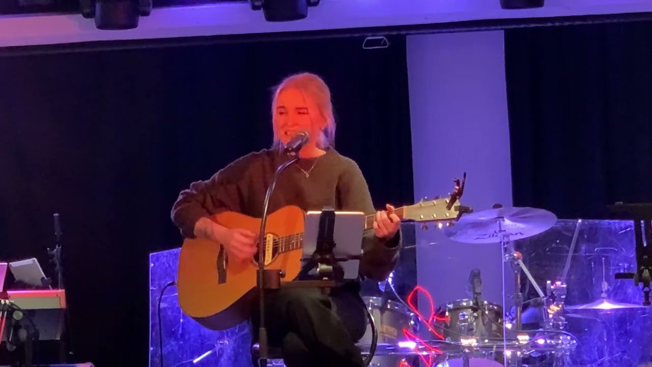Ume&aring; Live - Saga Milton 