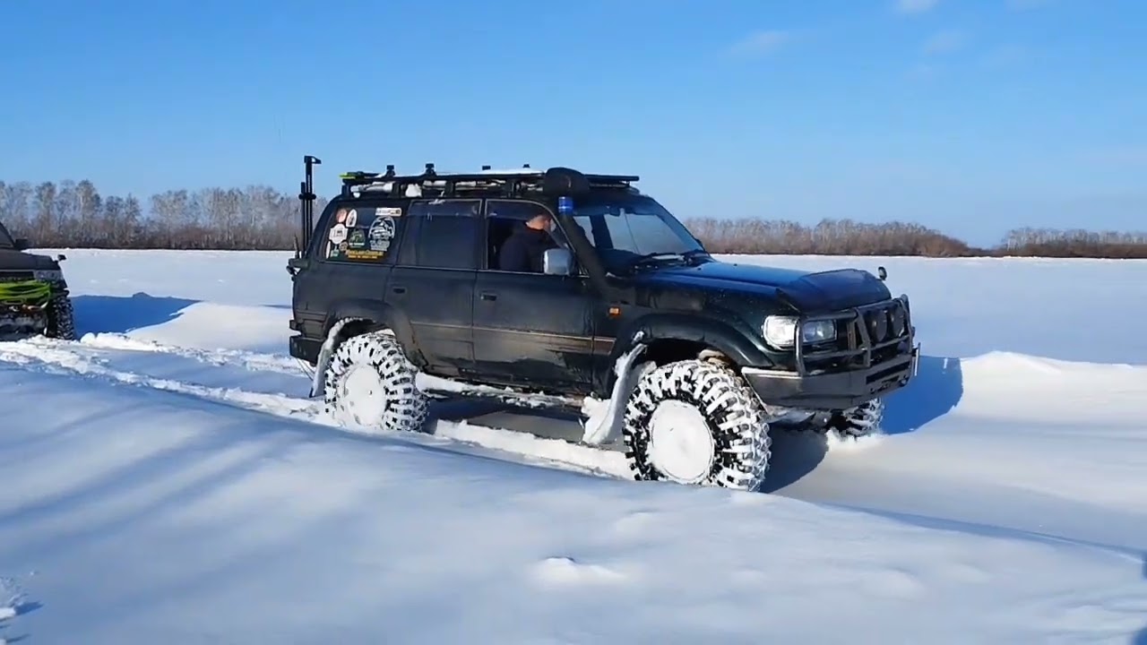 Land cruiser 80 MudTrepador & Journey в снегу
