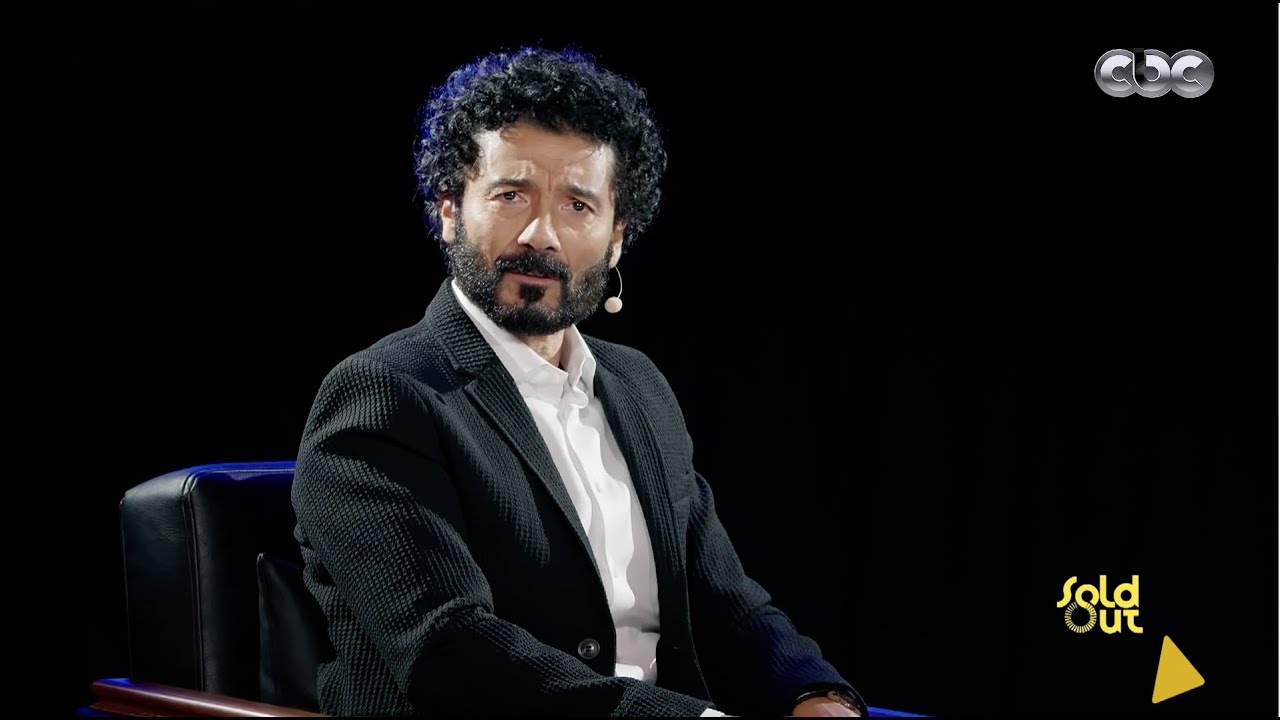 الالتزام هو كلمة السر في النجاح .. مجهود جبار بيبذله خالد النبوي عشان أعماله تطلع بشكل مبدع