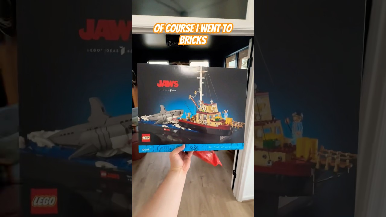 LEGO CHRISTMAS SHOPPING AT BRICKS & MINIFIGS! #lego #bricksandminifigs #haul #christmas #legoshorts