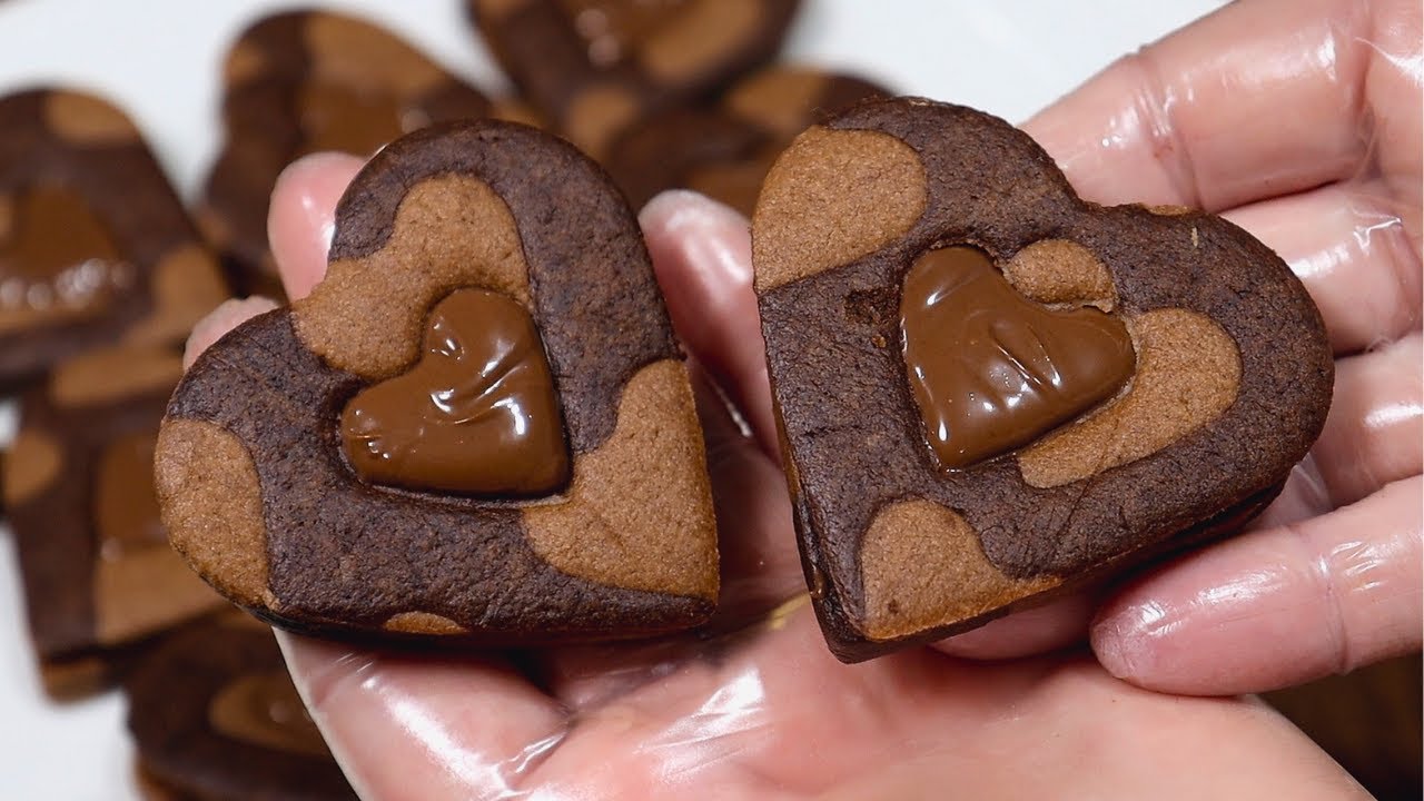 BISCOITO AMANTEIGADO DE CHOCOLATE | DESMANCHA NA BOCA | DIA DAS MÃES