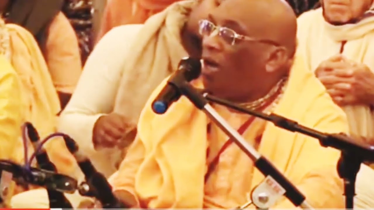 Hare Krishna kirton 🙏🏻by komal gopal probhu 🙏🏻