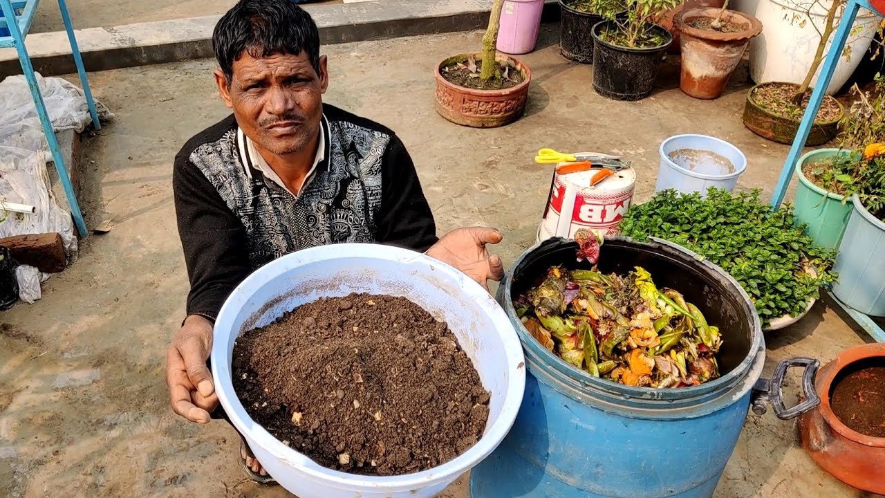 How to make fast kitchen West fertilizer at home in usless plastic material