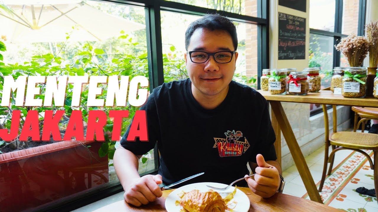 Scrambled Egg & Avocado Toast |  4 Jakarta Best Breakfast Food Tour Menteng (2021)