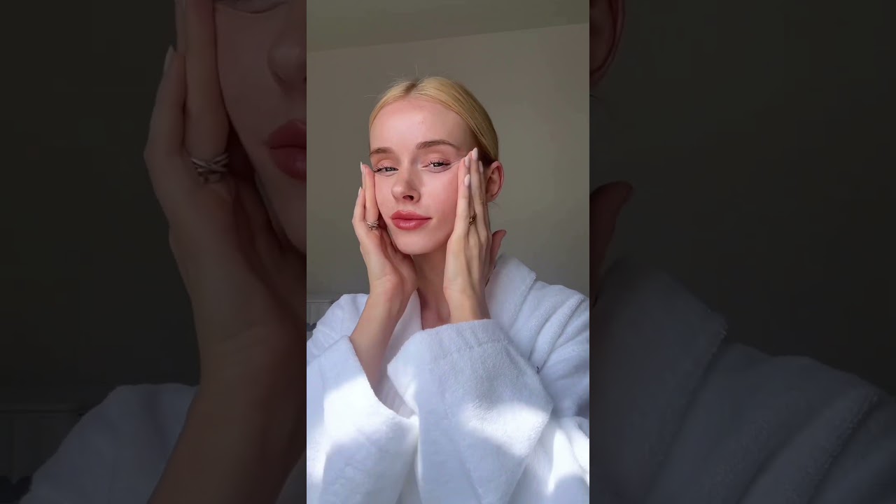Wake up and glow with Tanning Drops | Filter by Molly-Mae