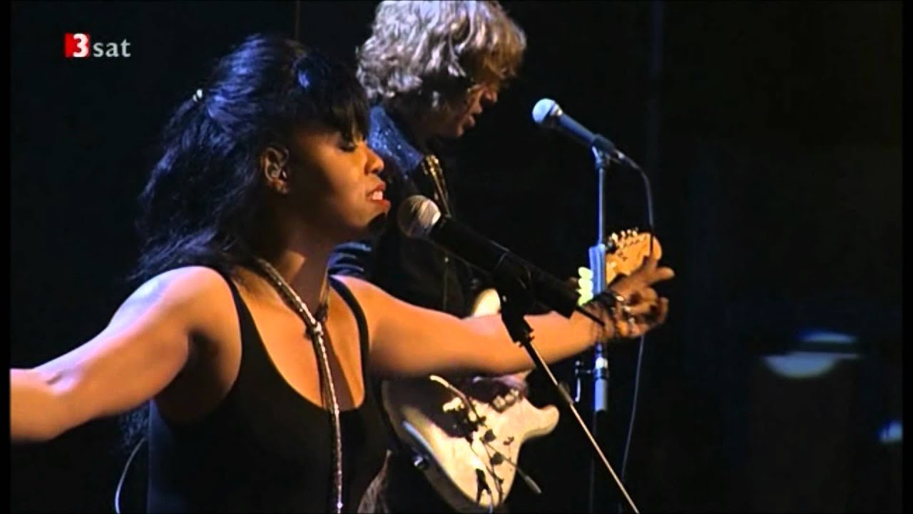 Brand New Heavies - Sometimes (Ummah Style) (Live in Leverkusener 2008)