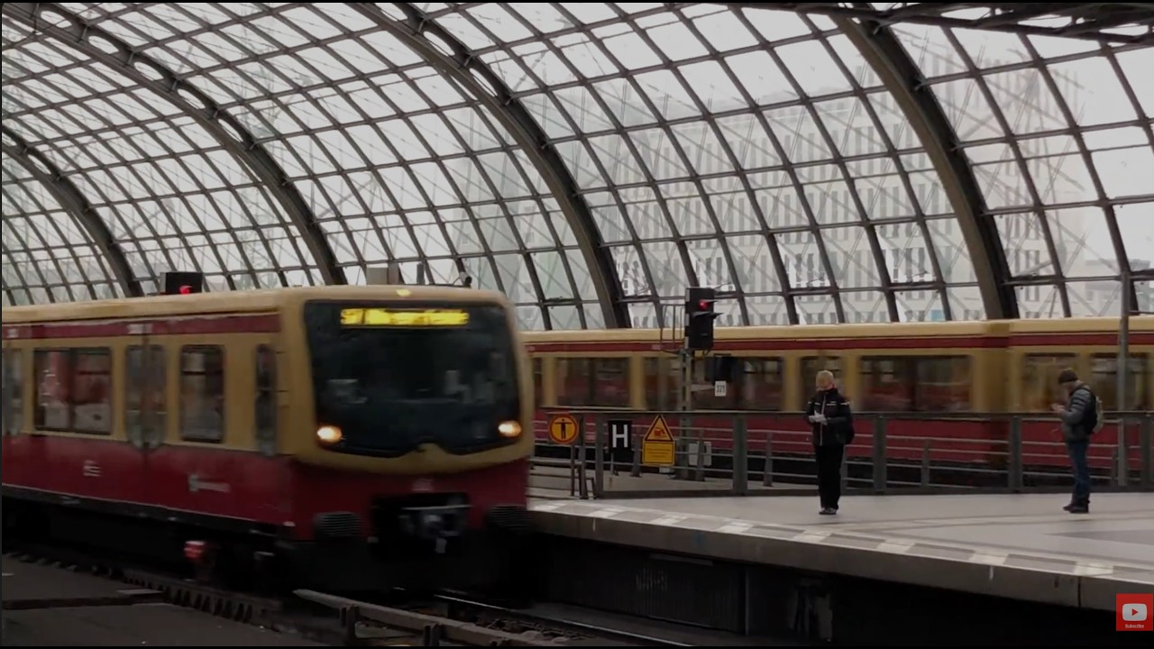 Berlin Hauptbahnhof: Berlin's Central Train Station