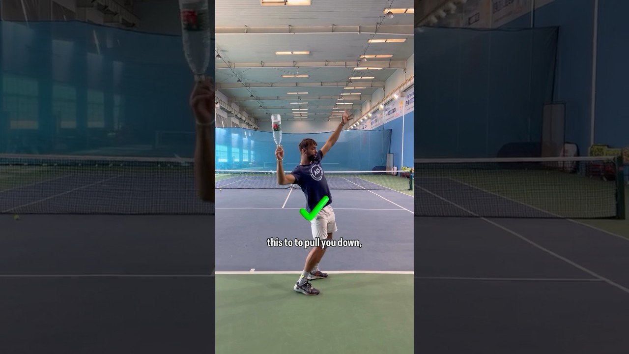 ПРАВИЛЬНАЯ ПОДАЧА - ИСПРАВЛЕНИЕ ОПУСКАНИЯ РАКЕТКИ! 👌 #tenfitmen #tennistips #tennisserve #tennisd...