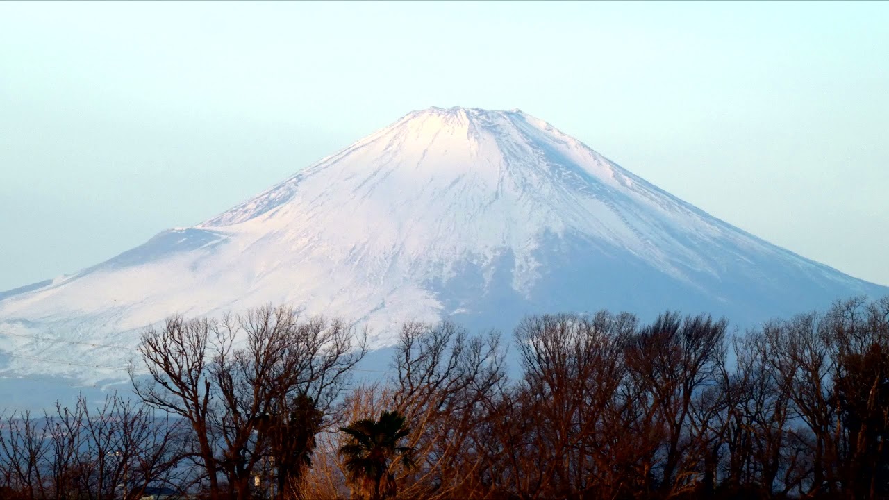 一月末の朝空と富士山