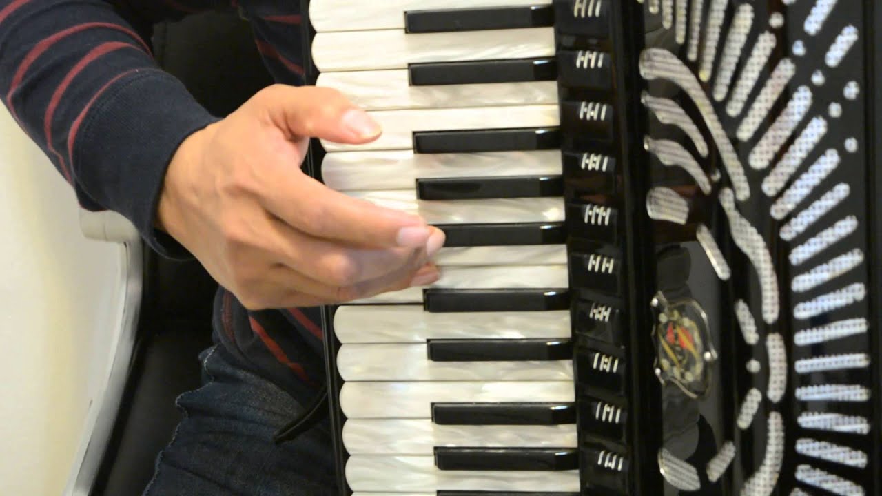 Video Aula Acordeon--Funiculi Funicula.