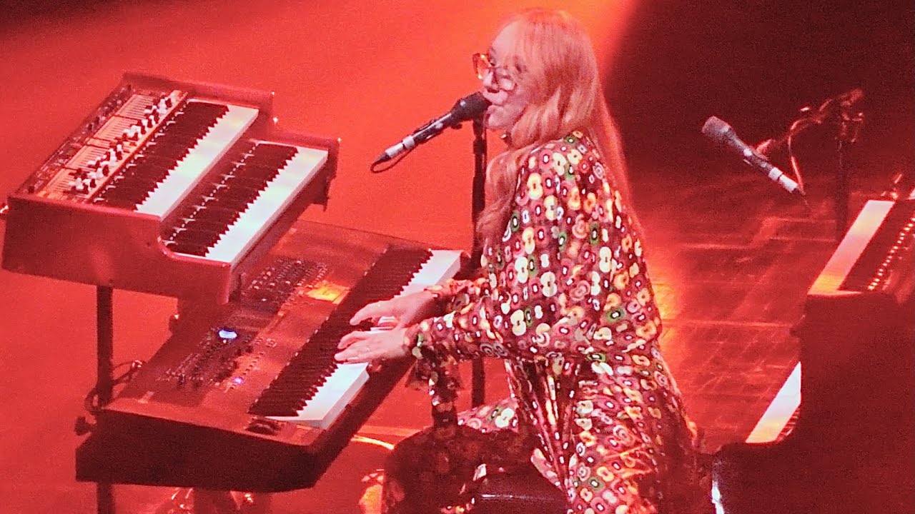 Tori Amos, Devil's Bane (live), Paramount Theatre, Oakland, June 10, 2022 (HD)