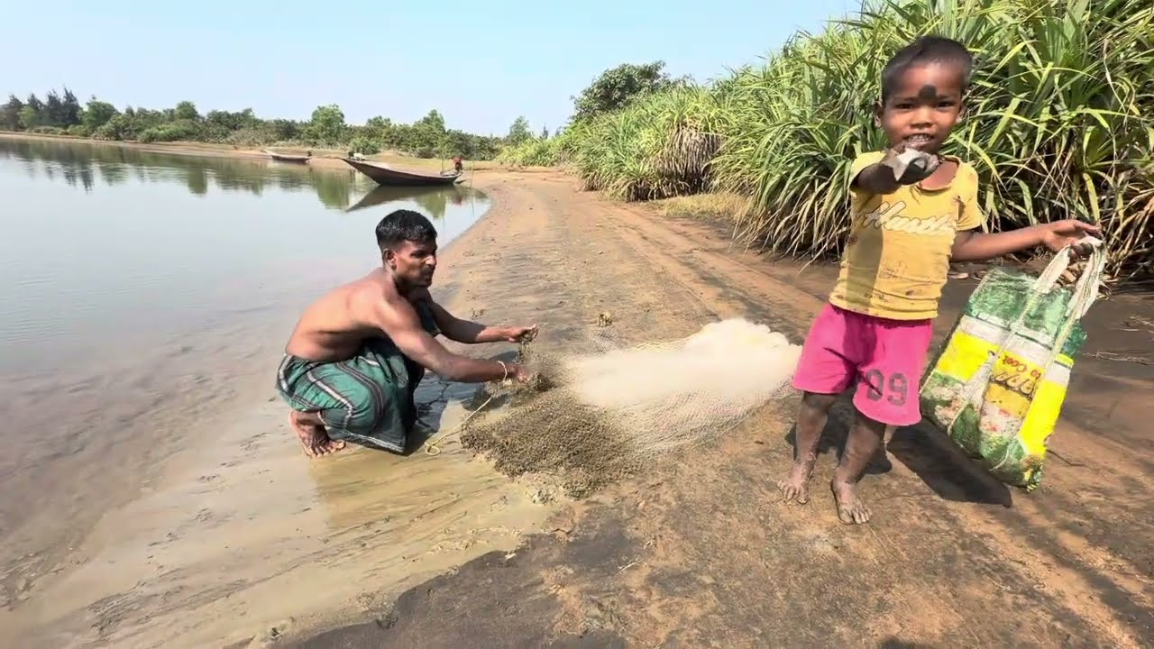 Best Net Fishing Video - Traditional Catching Fish in The River