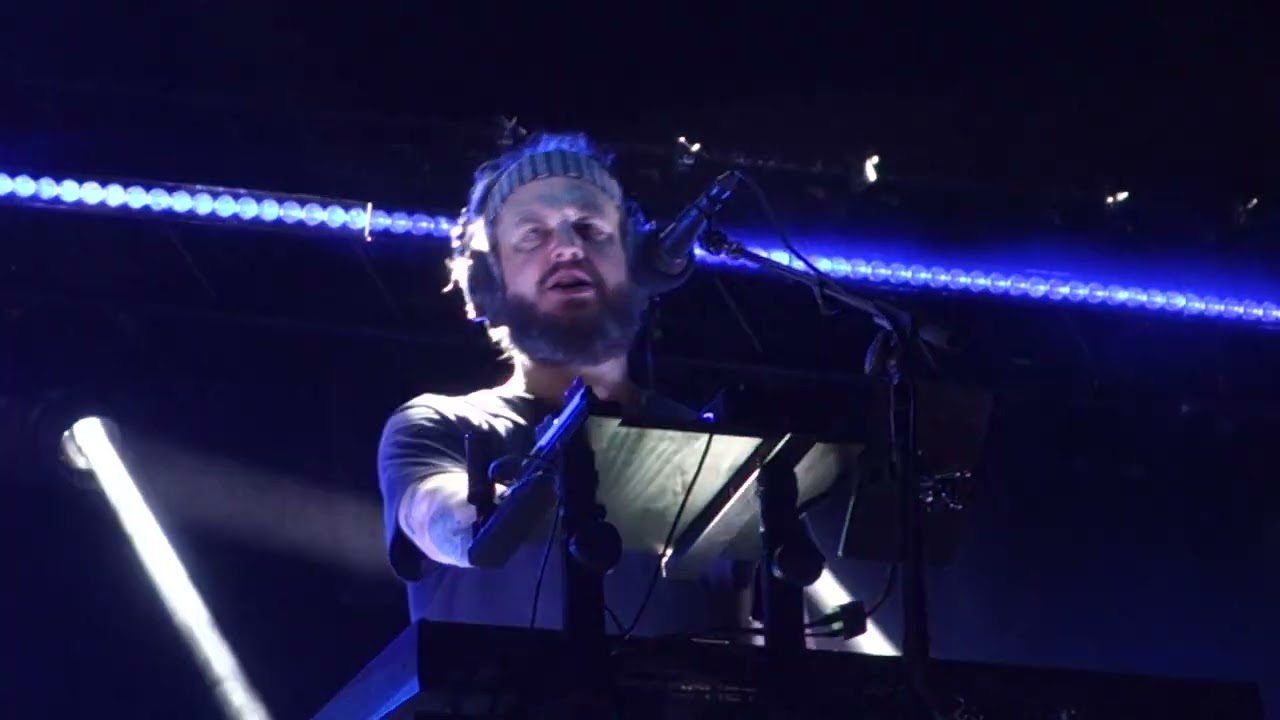 Bon Iver - 33 