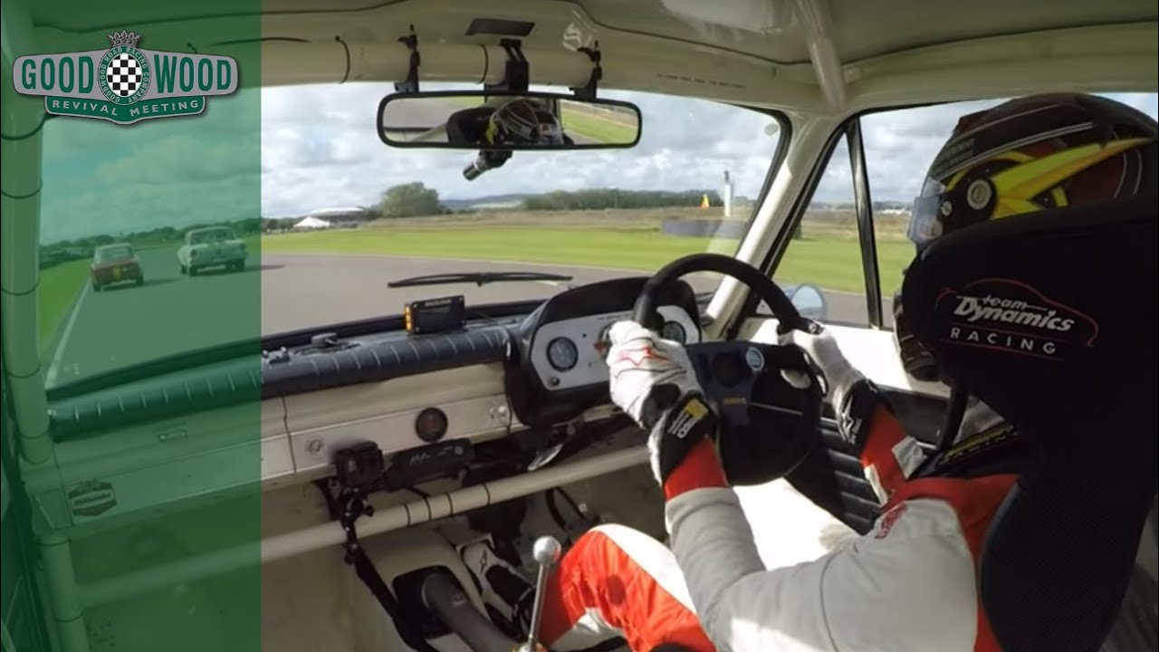 Epic Opportunist Pass from Gorden Shedden on Alfa Romeo at Goodwood Revival