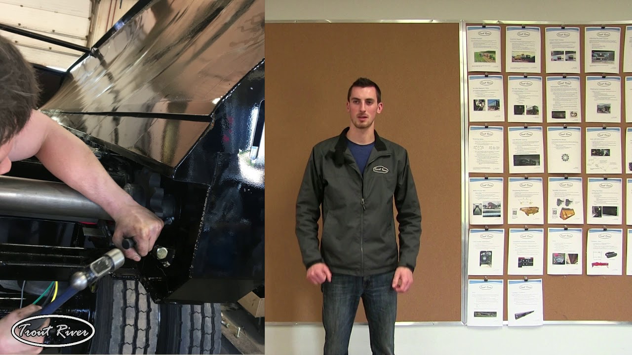 Trout River Service Procedure: Conveyor chain installation on a live bottom trailer