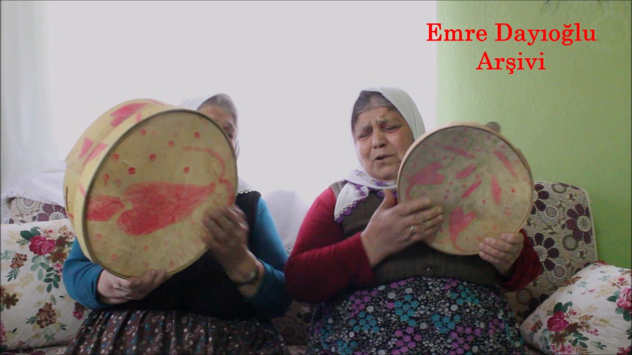 Afyon Dinar Porsuma Köyünden Teyzeler ''Def Havaları 2'' (Emre Dayıoğlu Arşivi)