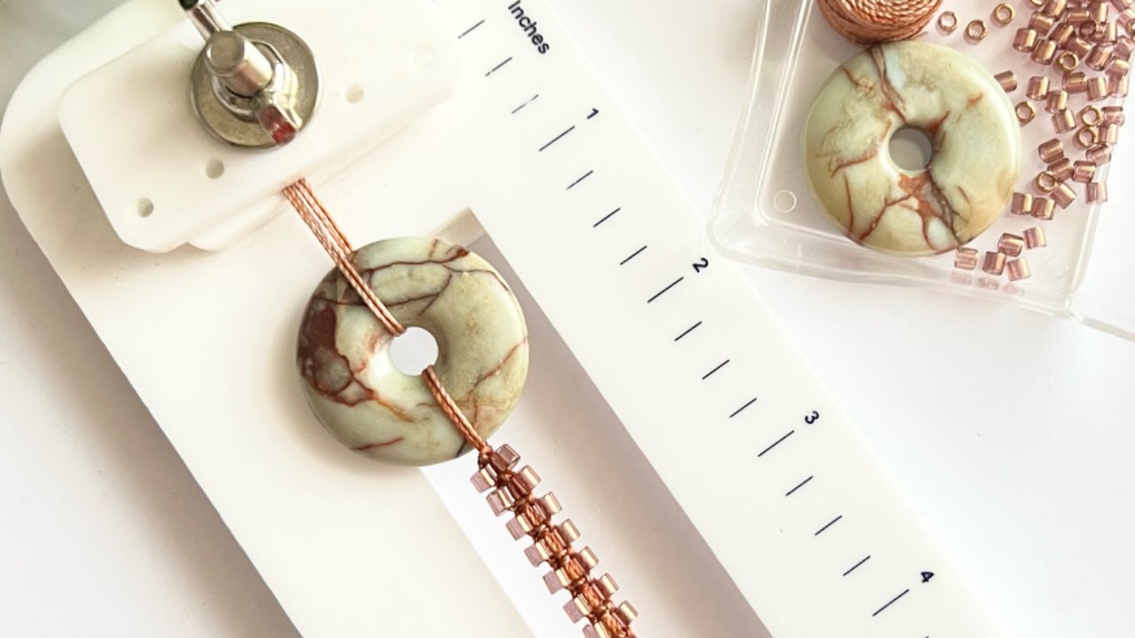 Square Knots and Beads with the Tying Station