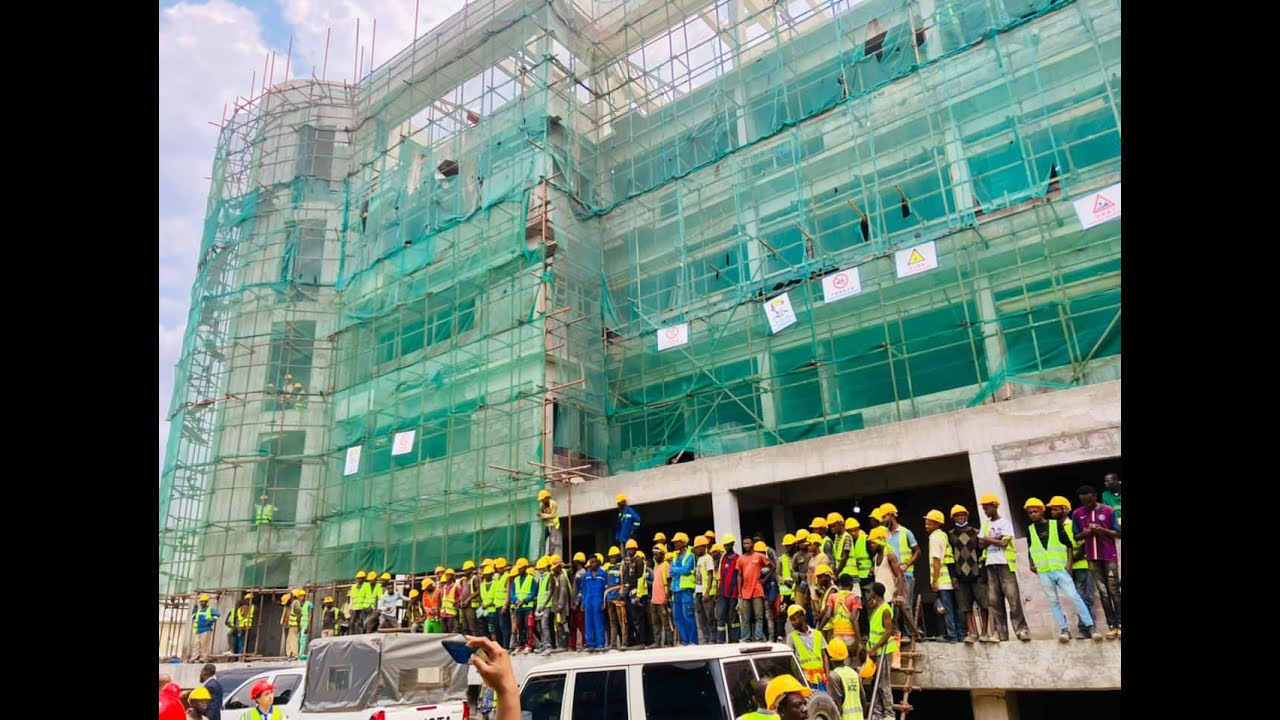🔴Evolution des travaux de la 2ème phase du Centre hospitalier universitaire Renaissance ex Mama Yemo