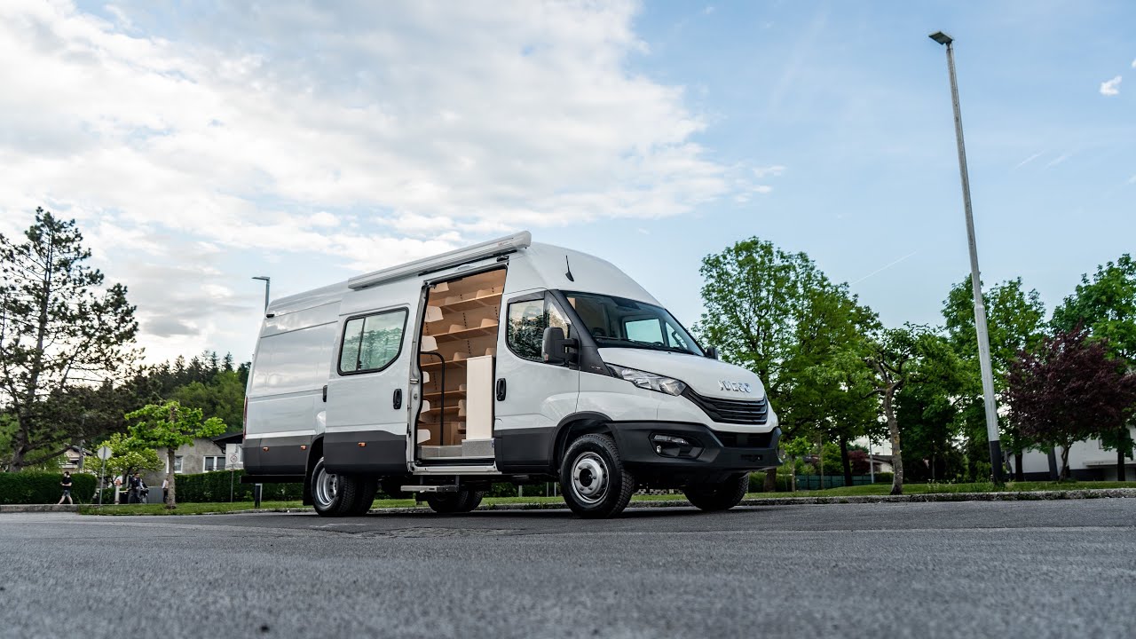 AS DOMŽALE – IVECO 65C18H MOBILE LIBRARY/POTUJOČA KNJIŽNICA BJELOVAR