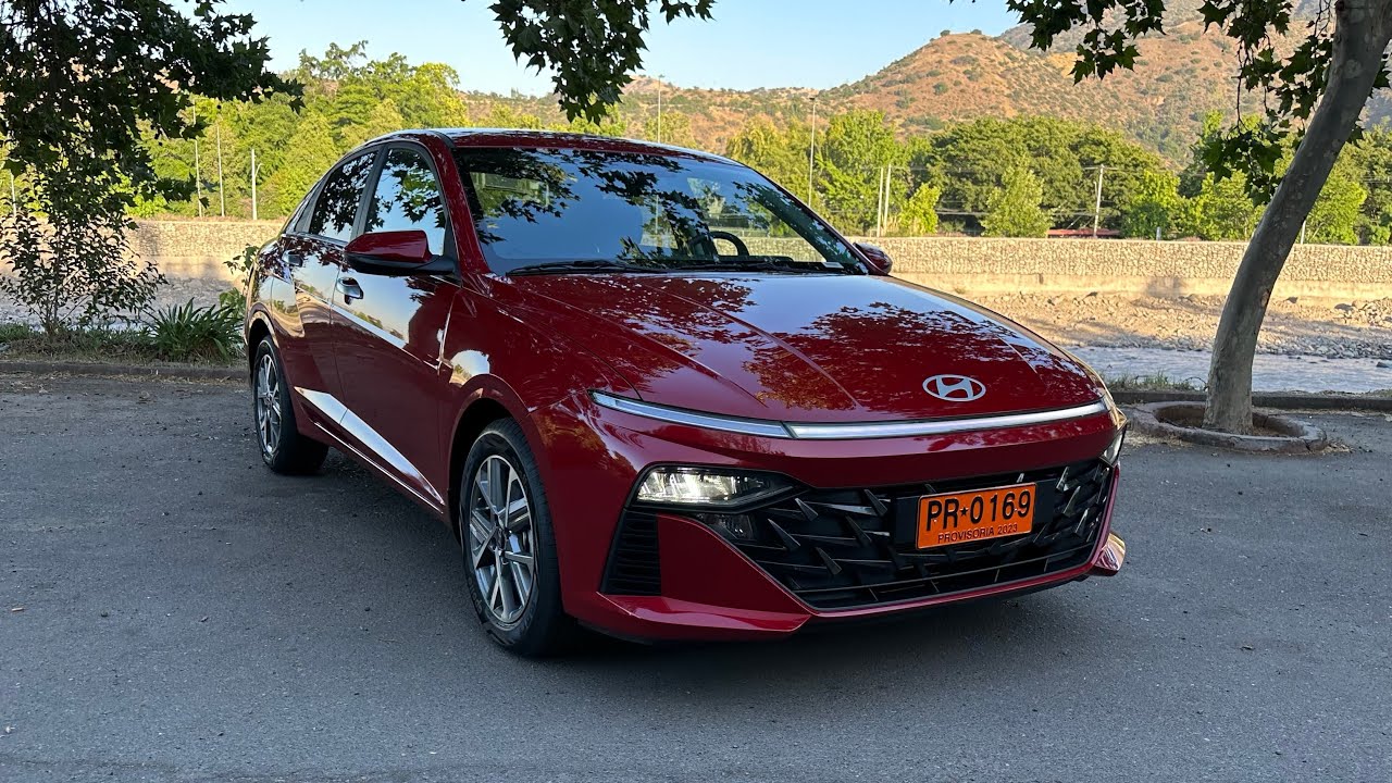 Hyundai Accent - Cuando el diseño y equipamiento llegan al sedan favorito de Chile (Review POV)