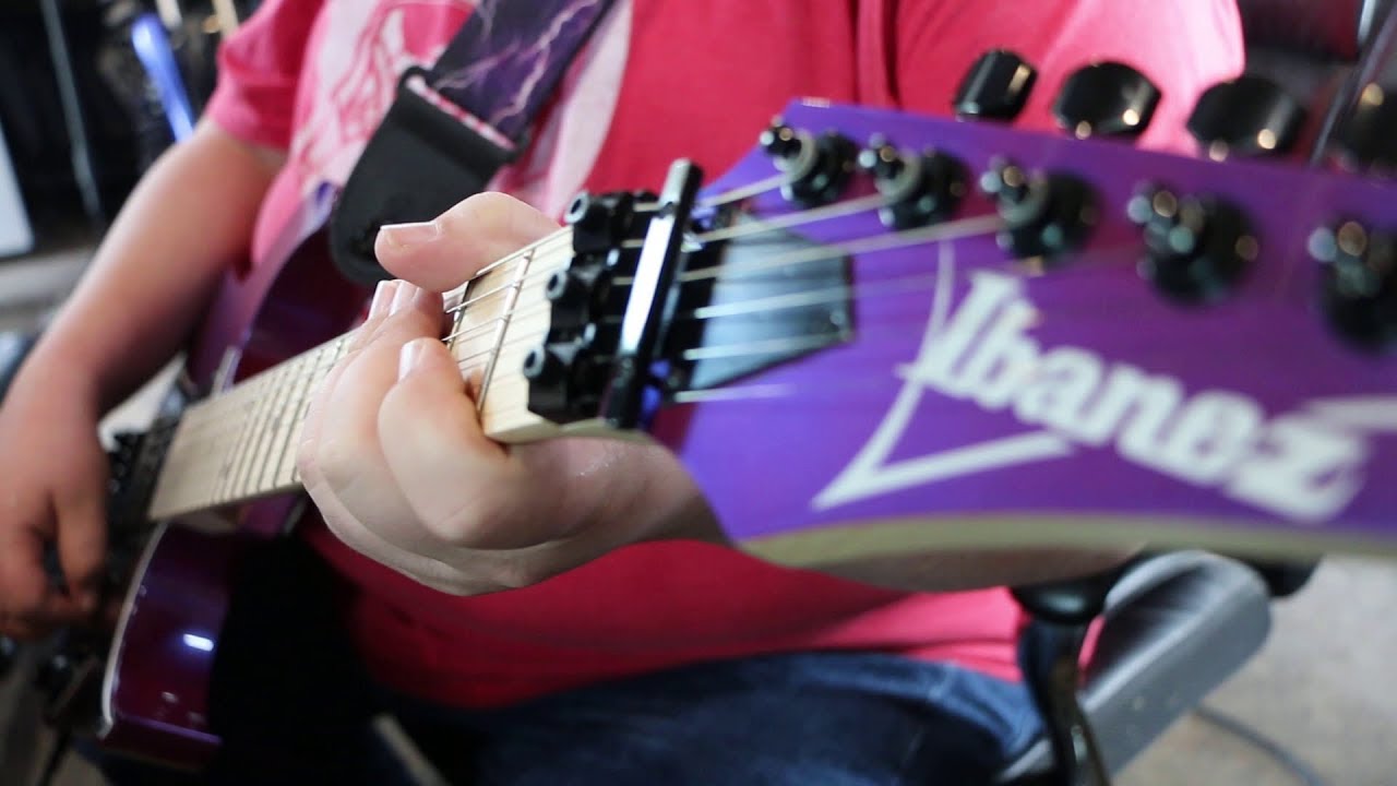 Распаковка и первое воспроизведение Ibanez RG550 2019 года