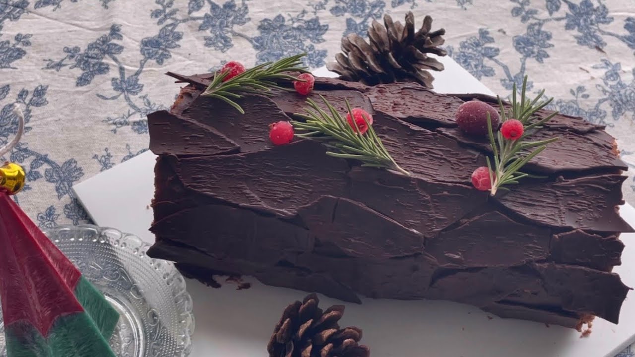 크리스마스 케이크 &ldquo;부쉬드 노엘&rdquo;만들기 : Buche de Noel Recipe (극사실 주의 통나무 케이크)