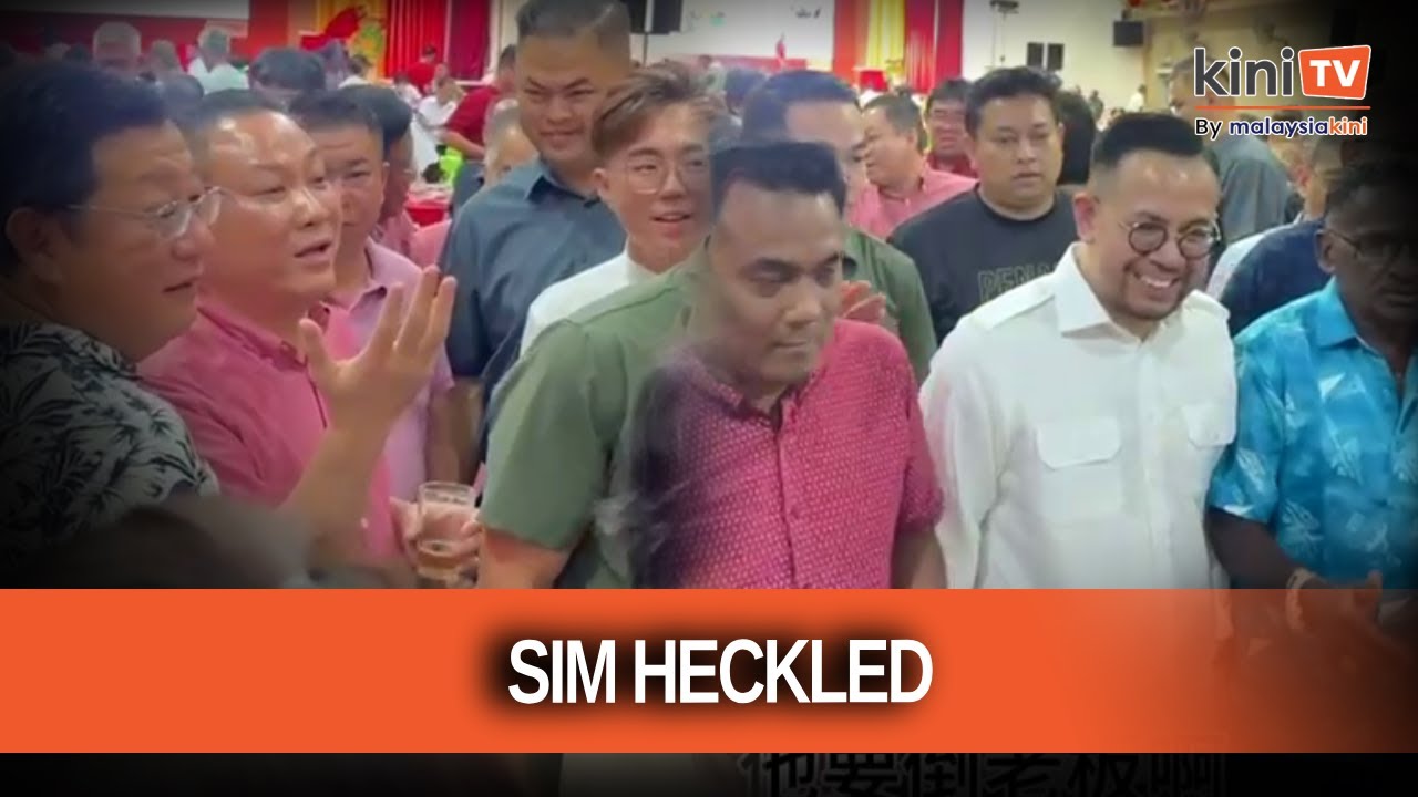 Steven Sim heckled, called traitor after Kit Siang's dinner