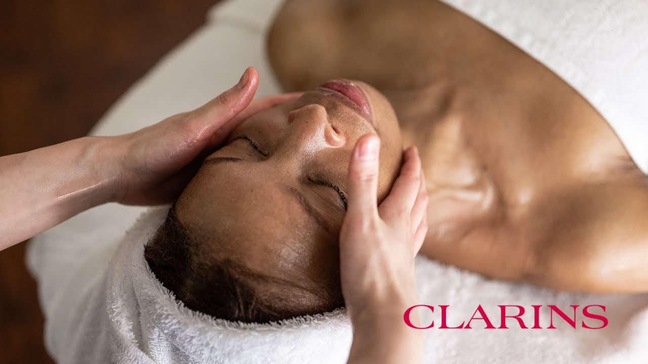 Clarins Expert Facial Treatment | Clarins Wellbeing Break