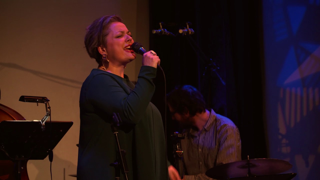 Elek István Quartet feat. Pocsai Kriszta & Gyárfás István - The Dry Cleaners From Des Moines
