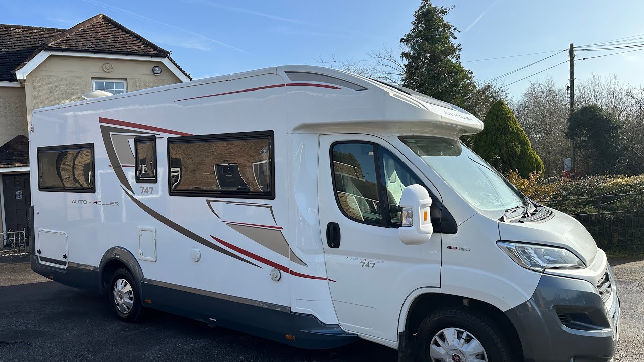 **2019 Fiat Roller Team Autoroller 74 Motohome** Walk Around qcars.co.uk