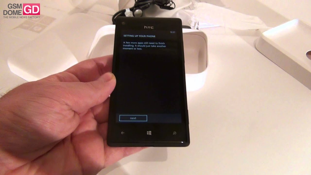 HTC Windows Phone 8X Unboxing Video - GSMDome.com