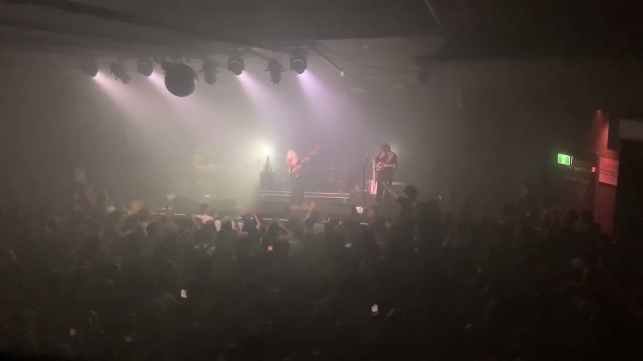 Mk.Gee - Are You Looking Up (Live in Melbourne)