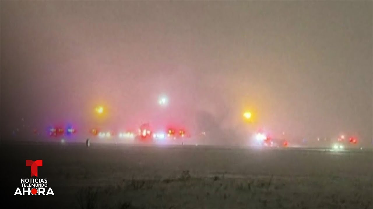 Un jet privado se estrella en el Aeropuerto Internacional Bangor de Maine | Noticias Telemundo