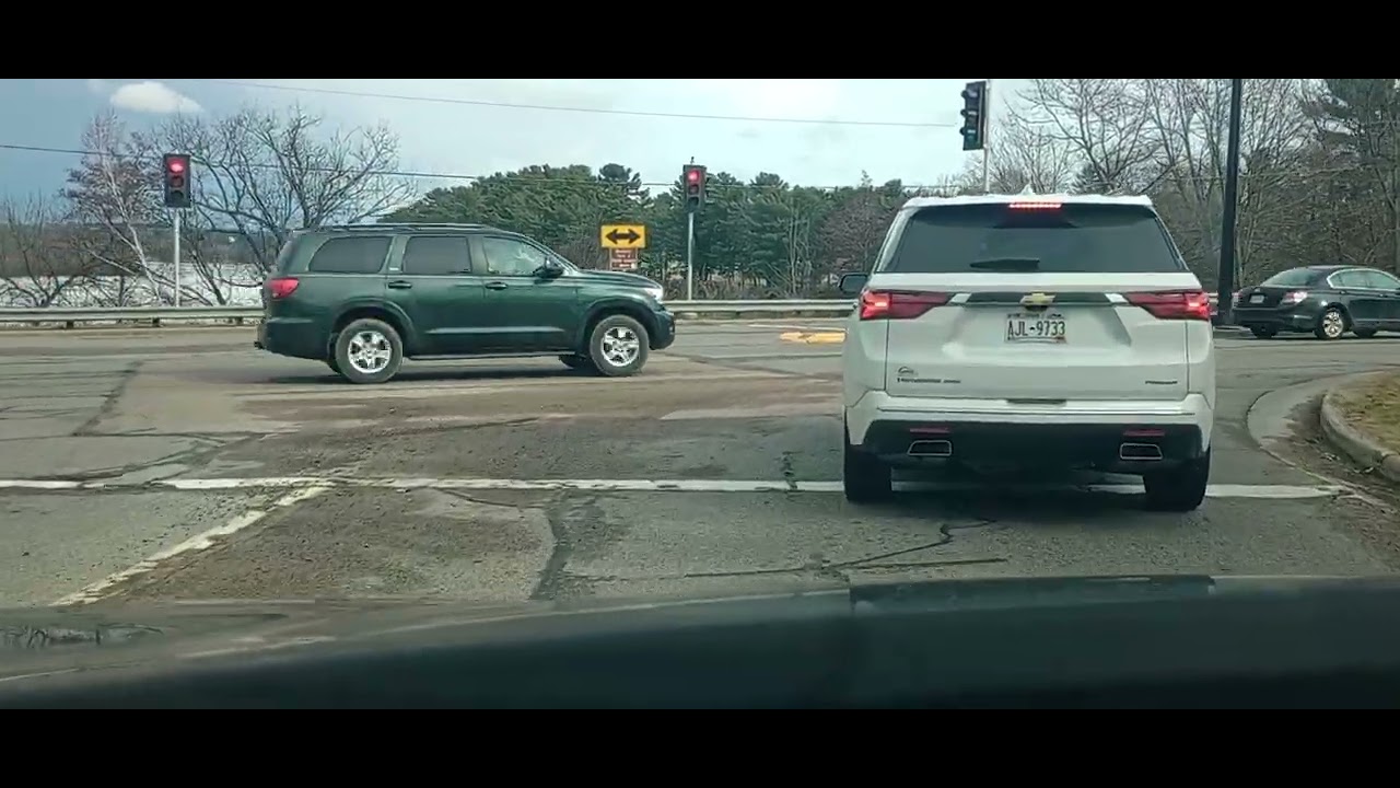 Taxi drive bridge Street to Walmart in 2010 Chevrolet Equinox Lt 