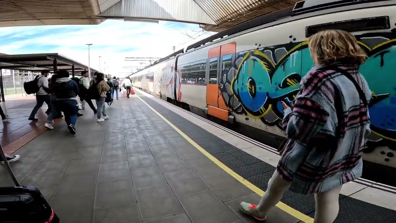 Train Transfer from Barcelona Airport to City