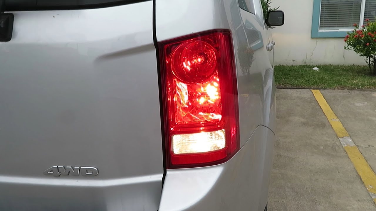 How to Replace Tail Light Bulbs and Lens Assembly ’09-’14 Honda Pilot