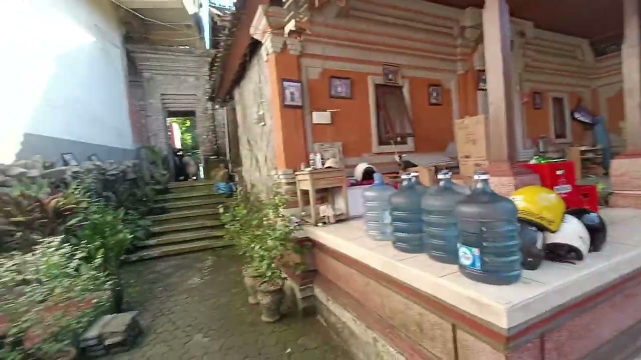 WW Backpackers | Coworking Hostel in Ubud | Backpacking in Bali | World Hostel Trail