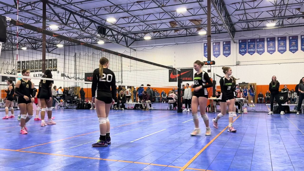 Basin Bombers 18-1 vs. OCJ 18 Maroon (power league #1: pool play, game 3: set 1: 25-19)