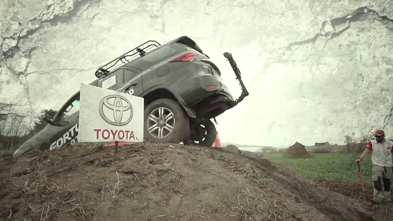 TOYOTA PURA TRACCI&Oacute;N 2017