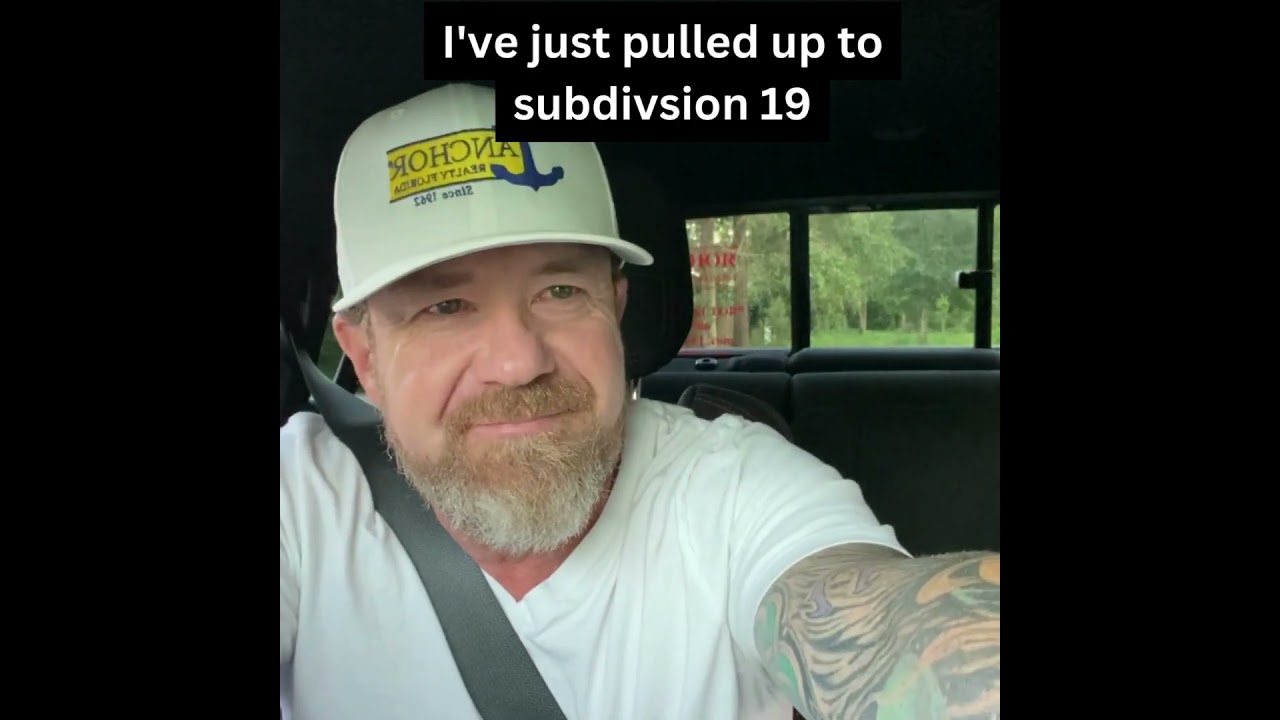 Living in Crestview, FL -  Subdivision #19 Drive-thru 