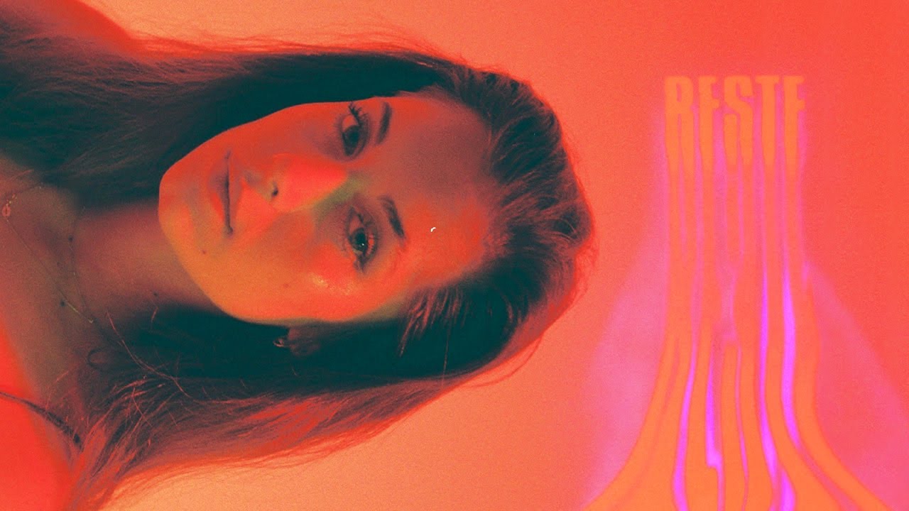 iliona - Reste (Clip Officiel)