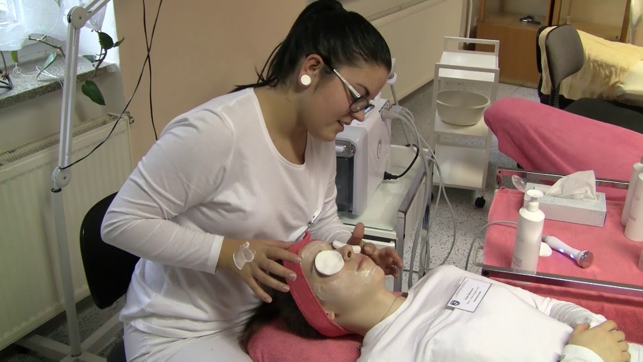 Kosmetické služby - vzpomínka na prezenční výuku