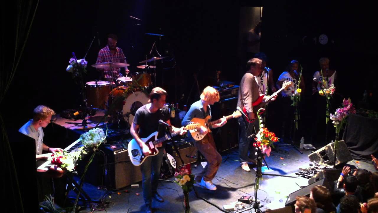 Girls - Vomit @ Bowery Ballroom, NYC (9-23-11)