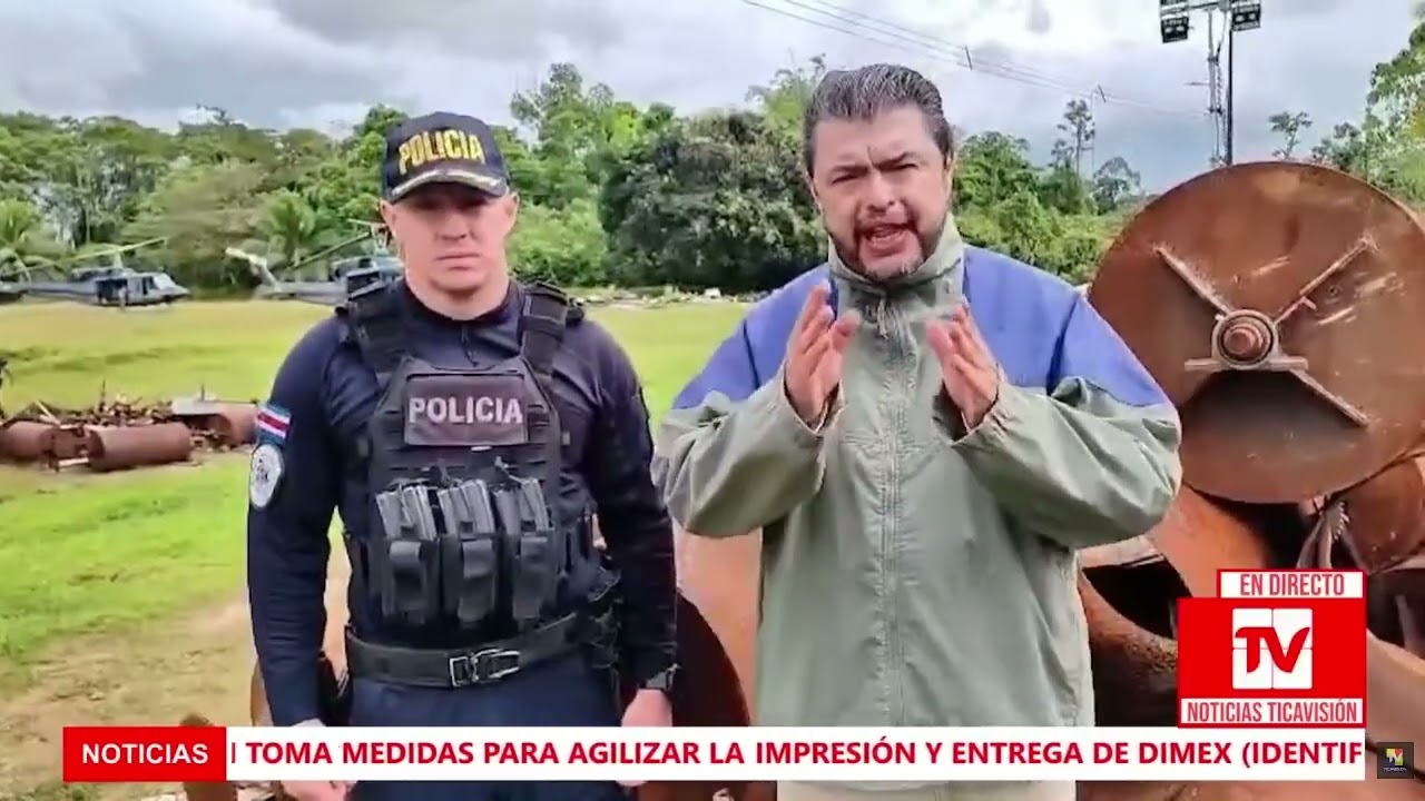 Ministro de Seguridad inspecciona por aire y tierra operativos en cerro 