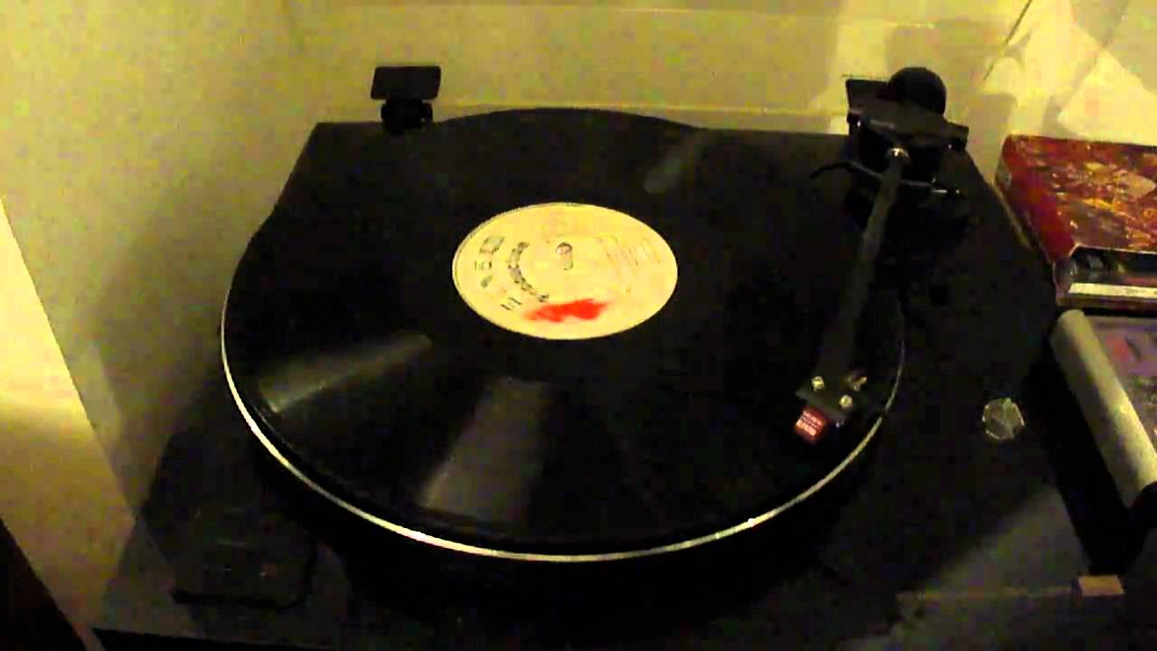 Apache Scratchie - Girls Look Good (1992).