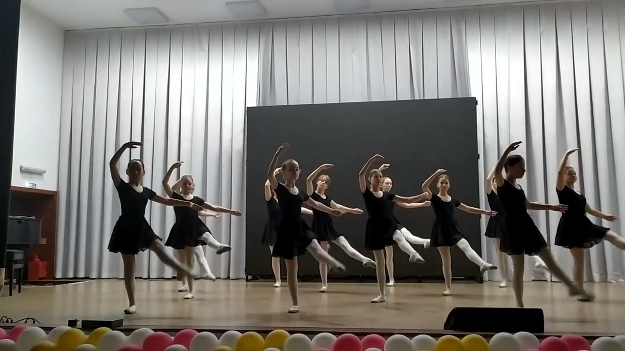 Батман тандю, жете