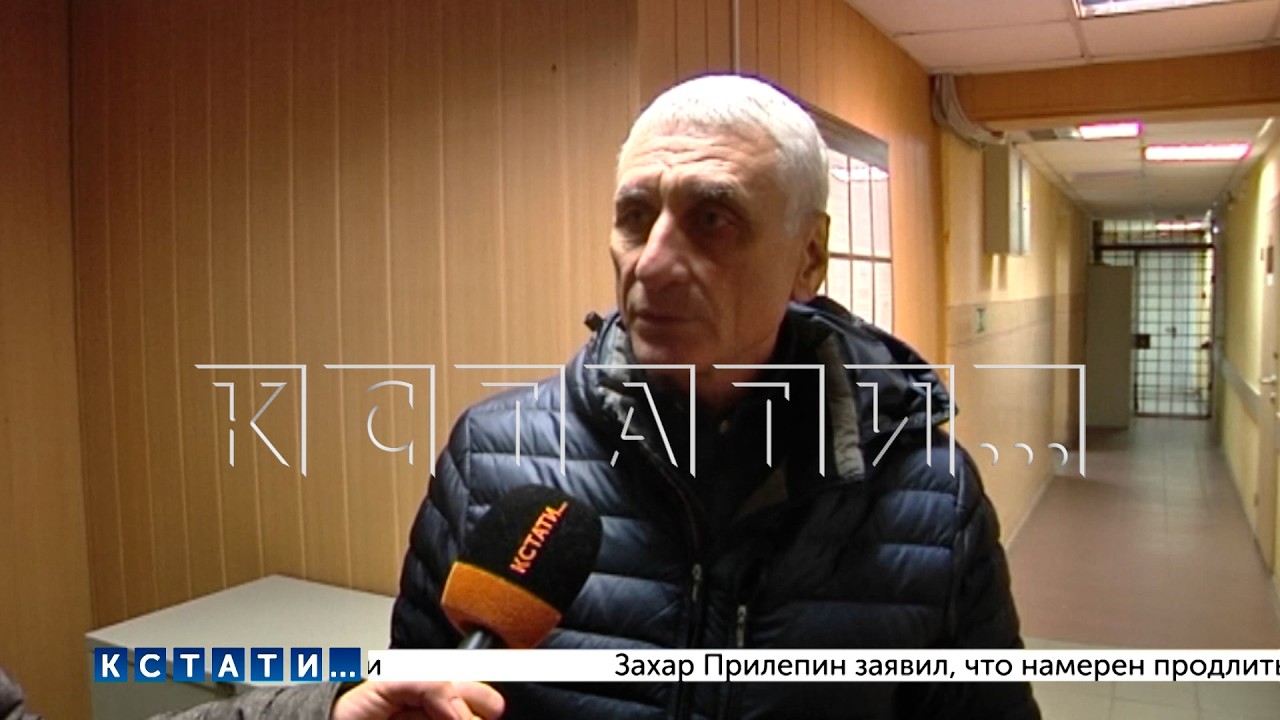 Полицейский в отставке, пойманный ночью в лесу с тушей лося, заявил, что просто вышел погулять
