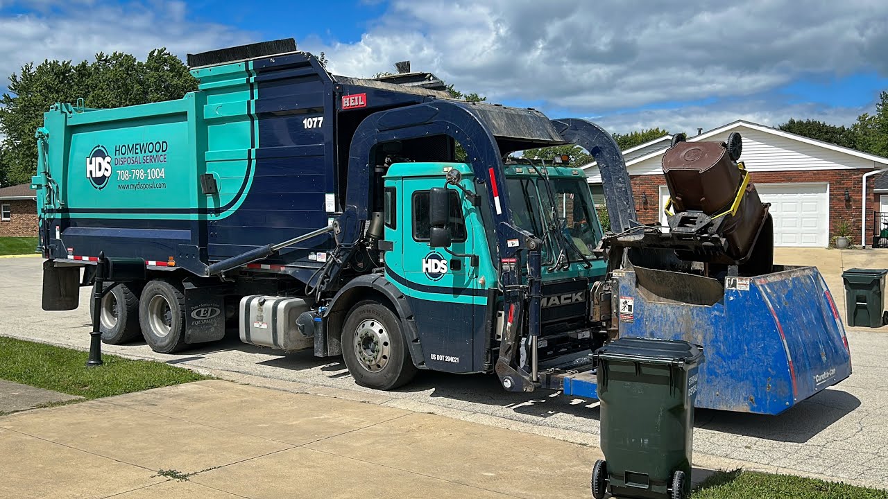 Homewood Mack LR Heil Sierra Curotto Can Garbage Truck