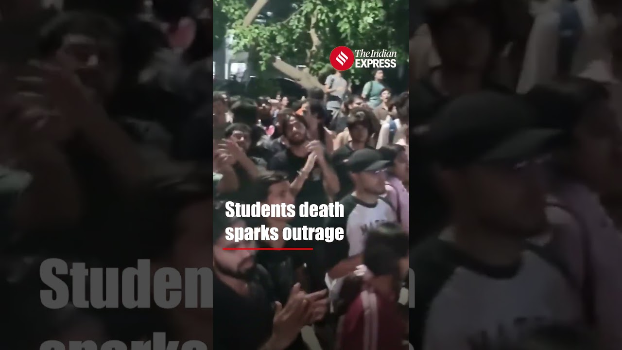 Late night protest at IIT Delhi after student&rsquo;s death